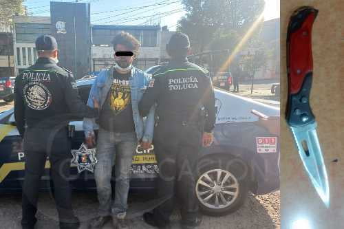 Video: Vecinos de Toluca pretendían linchar a presunto feminicida; policía lo rescató y detuvo